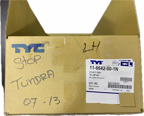 Stop Toyota Tundra 2014 - 2019 Izquierdo Tyc Foto 3