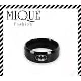 Anillo Negro Con El Logo De Batman Para Hombre Tipo Argolla