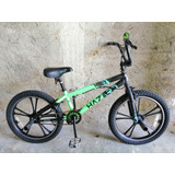 Bicicleta Mongoose-trucos-salto-acrobacias-piruetas-niños