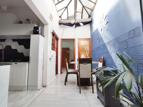 Venta Apartamento De 1 Dormitorio En Malvín Con Claraboya Iluminado Reciclado Azotea Terraza - Imagen 4