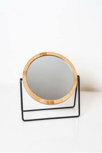 Espejo Mirror Redondo Con Borde De Bamboo Y Base Metálica