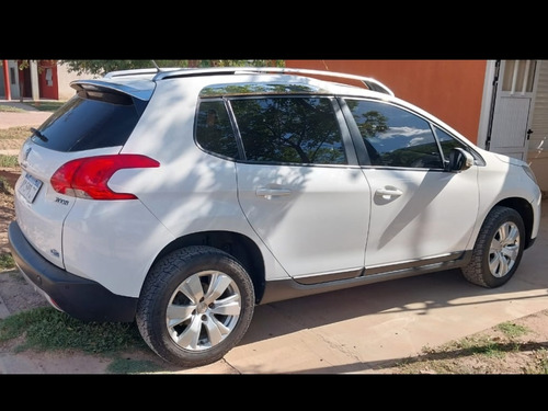 Peugeot 2008 2016 1.6 Allure