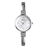 Reloj Mujer Skmei 1409 Acero Minimalista Elegante Clasico Color De La Malla Plateado Color Del Fondo Blanco