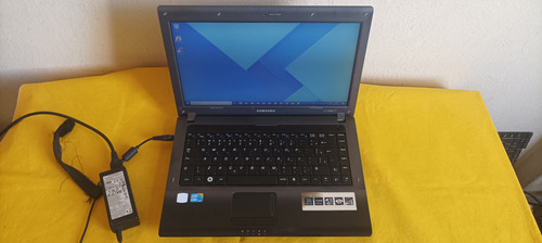 Samsung R440 Core I5 - Leia