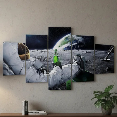 Cuadros En Canvas Astronauta Con Cerveza Segmentado | Meses sin interés