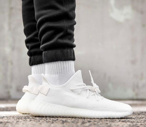 Tenis Yeezy - Triple White (adidas) Num. 28mx