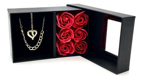 Caja De Regalo Con 6 Rosas De Jabón + 1 Collar Corazón 
