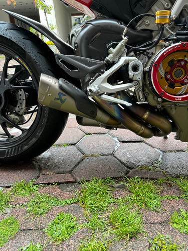 Escape Akrapovic Ducati Panigale V4 O Sf V4. 