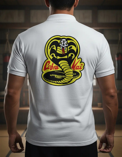 Playera Cobra Kai Espalda Y Pecho. Puño No Mercy.
