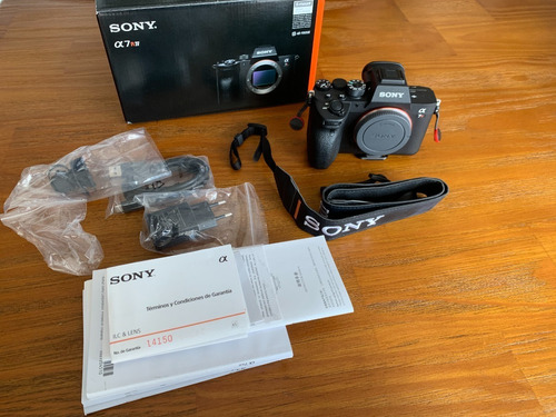 Sony Câmera Alpha A7r Iva Com Bateria E Carregador