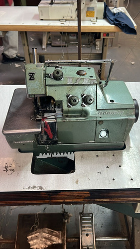 Máquina De Coser Overlock 3 Hilos Marca Yamato - Dcz203-02