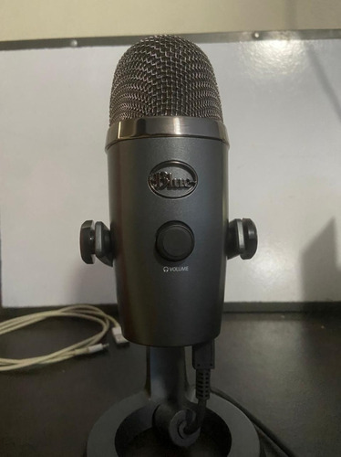 Micrófono Blue Yeti Nano  Shadow Grey