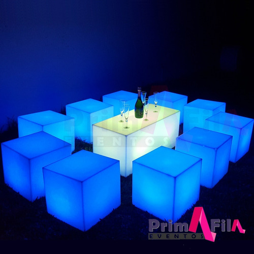 Juego 10 Puff Cubo Luminoso Led + 1 Mesa Rectangular Led Rbg