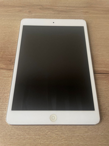 iPad Mini 1st Gen 2012 A1432 7.9  32gb