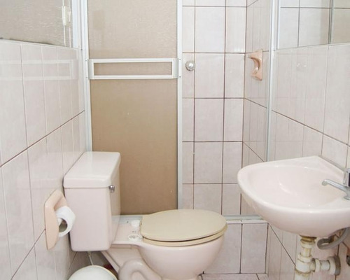 Se Alquila Habitaciones Amobladas Con Baño Propio Cerca Del Aeropuerto - Imagen 3