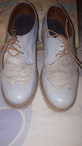 Zapatos  De Cuero Celeste Pastel ( Hermosos)