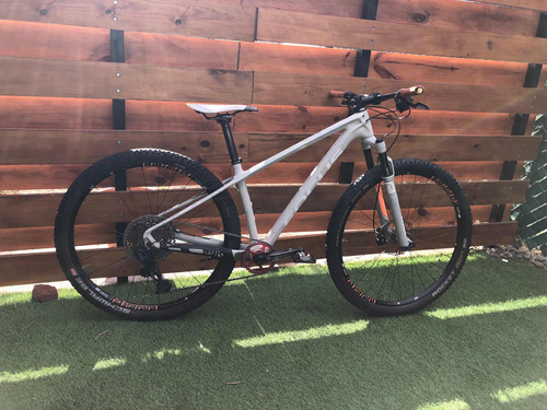 Bici Mtb Focus Raven Carbono