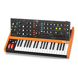 Behringer Poly D Sintetizador Análogo