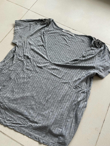 Remera Manga Corta Gris De Delaostia Talle 2