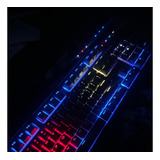 Teclado Mecánico Corsair K68 Rgb - Cherry Mx Red - Ip32