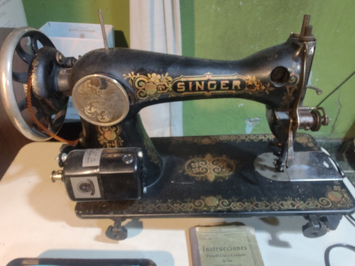 Máquina De Coser Singer