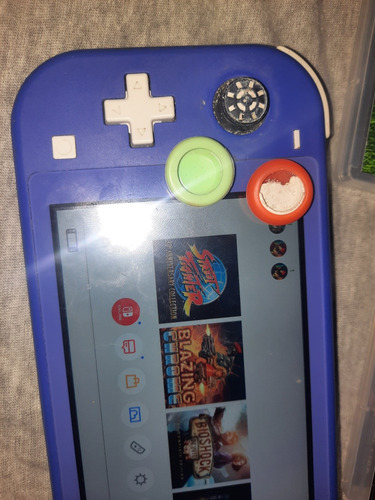 Nintendo Switch Lite Con Juegos (caja Y Accesorios Extra) 