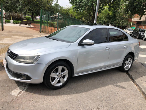 Volkswagen Vento 2.0 Tdi Dsg -hermoso-