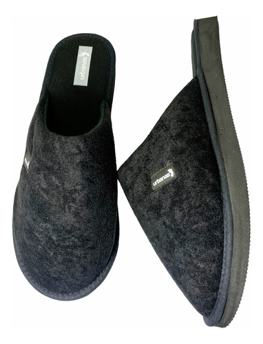 Pantuflas Cerradas Hombre/ Aloba Negro Urbanas