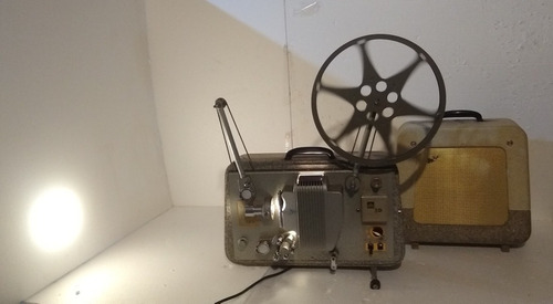 Projetor Antigo Iec 3d Sonoro Cinema 16mm - No Estado 