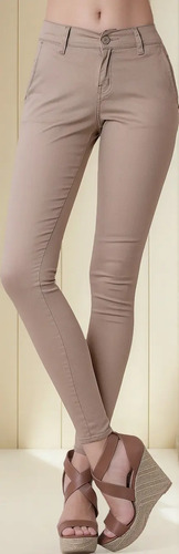 Pantalón Casual Oggi Chinos Skinny Mujer Beige 59104600 | Envío gratis