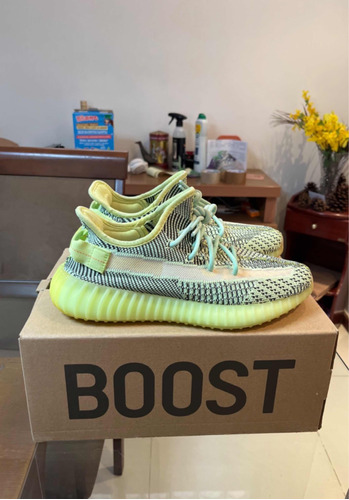 Yeezy Boost 350 V2 Yeezreel 40br