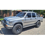 Toyota Hilux 2004  4x2 Prata Impecável