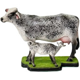 Escultura Miniatura De Vaca E Bezerro Girolando
