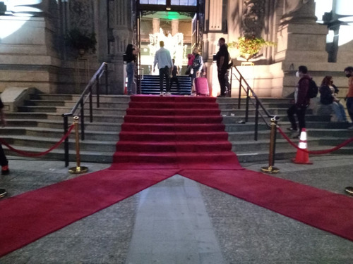 Arriendo De Pasillos Alfombra Roja 20mts