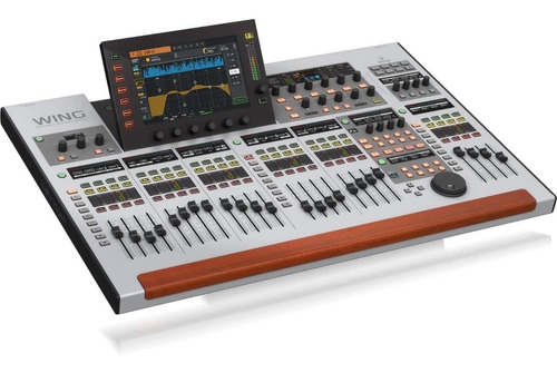 Mesa De Som Mixer Digital Behringer Wing 48 Canais