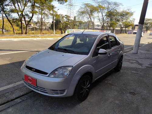 FORD FIESTA SEDAN 2006  1.6 GASOLINA COMPLETO
