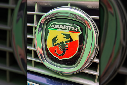 Calcomania/etiqueta Emblemas Fiat Abarth En Resina Designpro Foto 2