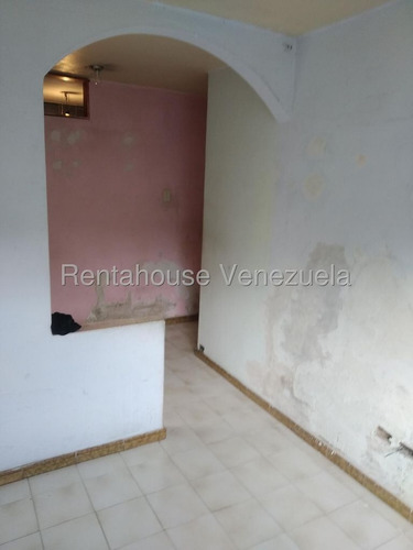 Ana Torres. Apartamento En Venta 2514464 En El Valle - Imagen 2