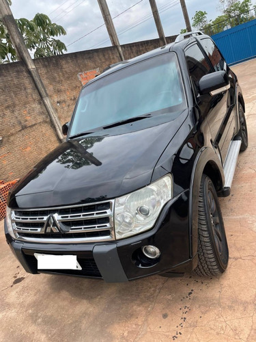 MITSUBISHI PAJERO FULL DIESEL 3P 4X4 HPE AUTOMÁTICA