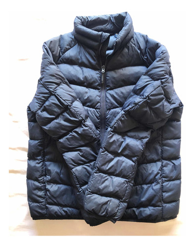 Campera Uniqlo Niño Azul. Talle 10/12 Kids