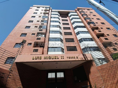 Estefani Salon Vende Apartamento En El Parque-lara-25-4071/