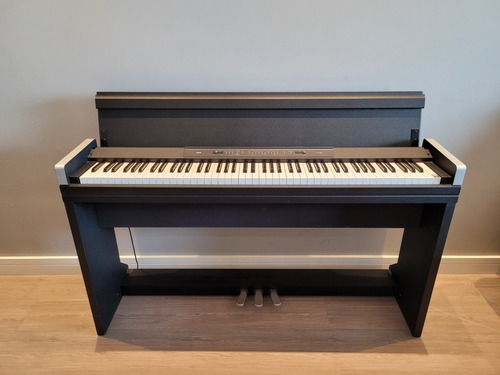 Piano Digital Korg Lp-350, 88 Teclas, Compacto E Elegante