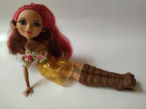 Ever After High Rosabella Beauty 