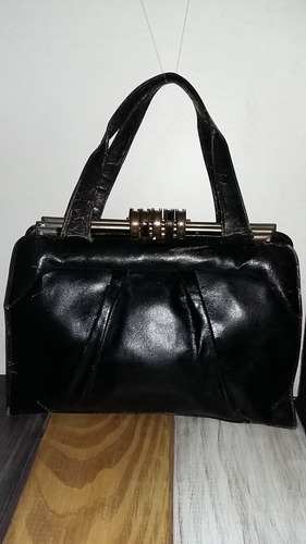 Cartera Vintage, De Cuero Negro Forrada En Tafeta