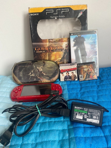 Psp God Of War Chains Of Olympus + 1 Juego + 1 Pelicula