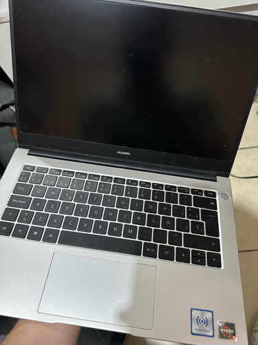 Laptop Huawei D14 Ryzen 5