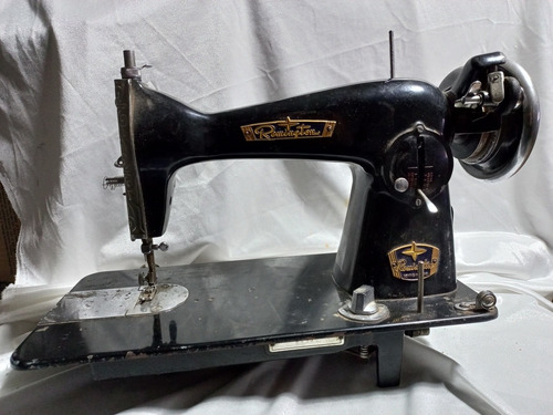 Antigua Maquina De Coser Remington 