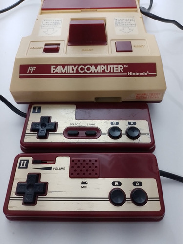 Nintendo Nes Japonês Famicom Modo Av Todo Funcionando + Cartucho 4 Jogos