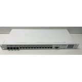 Roteador Mikrotik Cloud Core Ccr1036-12g-4s Branco 100v/240v