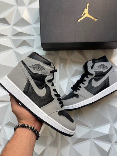 Jordan 1 Retro Shadow Gris Talla 25